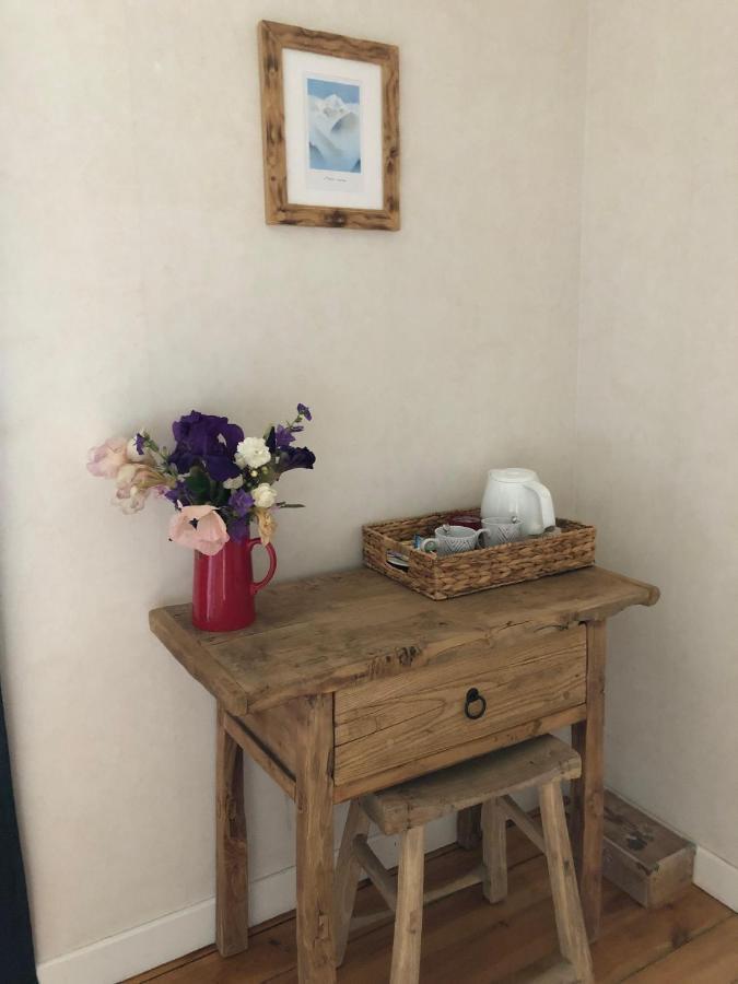 蒂耶扎克Le Figarelou住宿加早餐旅馆 外观 照片